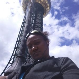 Meet your Posher, Tink